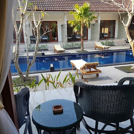 Villa Pine Tree Gili Trawangan Exterior foto